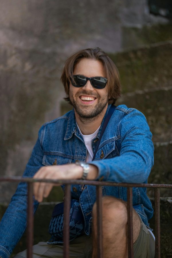 Le guide pour réussir l'achat de lunettes de soleil en ligne